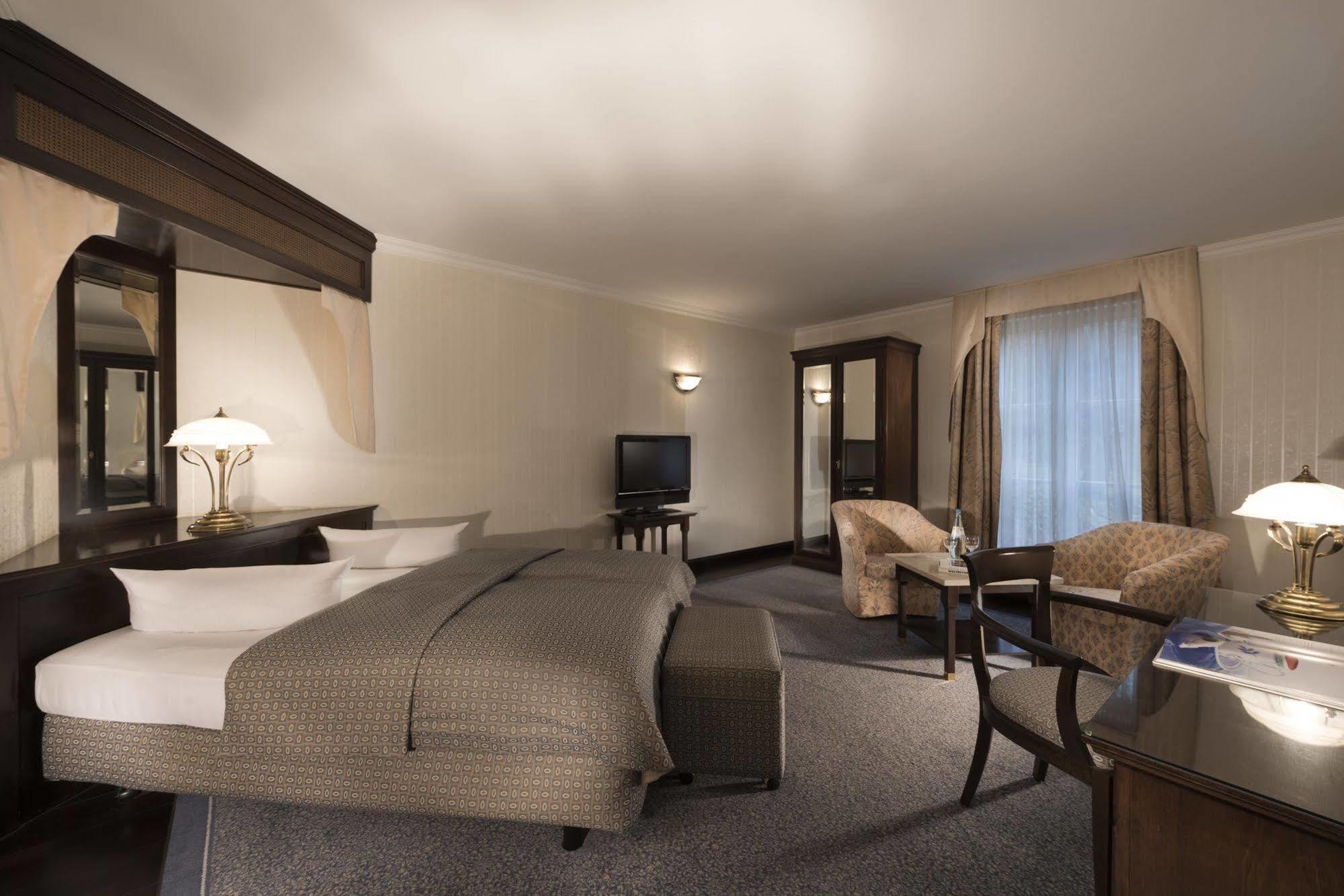 Hotel Villa Weltemuehle Dresden Bagian luar foto