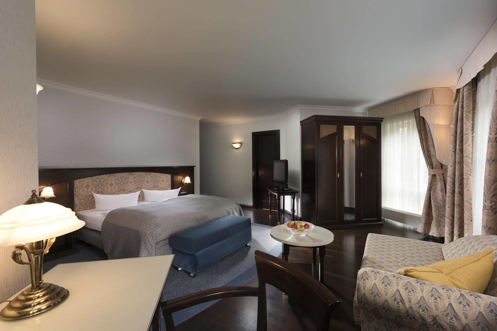 Hotel Villa Weltemuehle Dresden Bagian luar foto